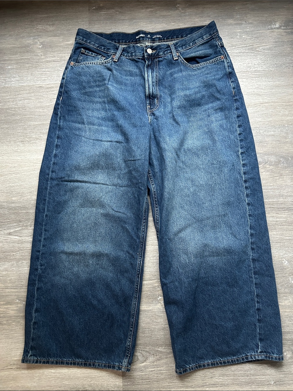 Old Navy Women’s Extra High Rise Baggy Wide Leg Jeans Size 16 Petite